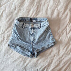 Divided by H&M, acid wash, cuffed, jean shorts, Size 4